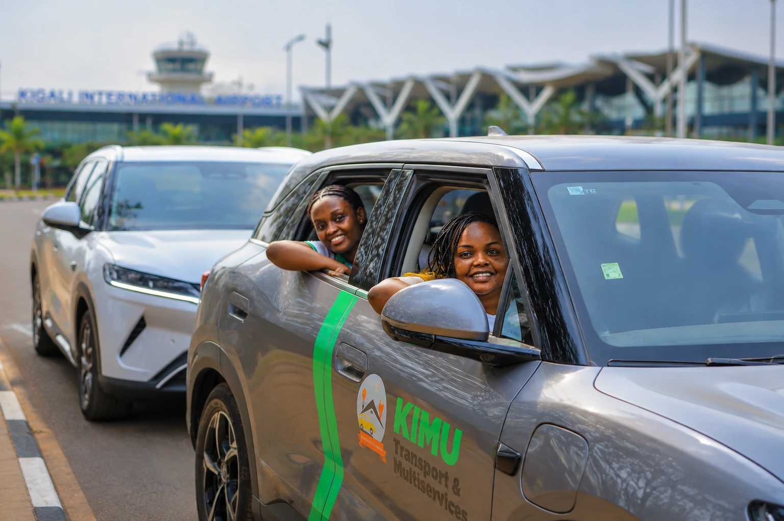 KIMU Transport airport pickup and transfer services
